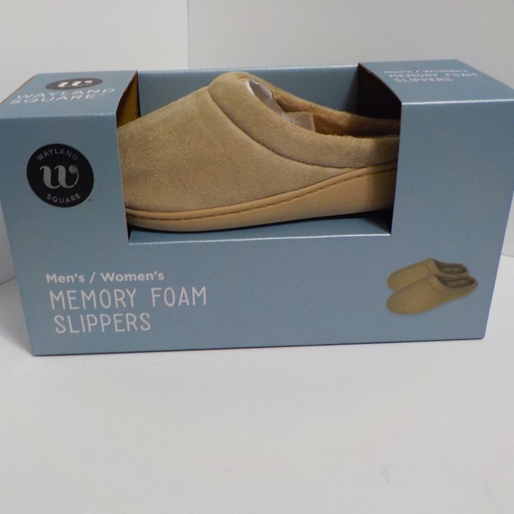 Wayland Square Unisex Memory Foam Slippers Size Small